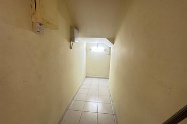 Jalan Sutera Pulai 1/5