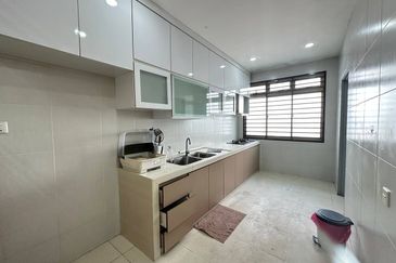 Jalan Sutera Pulai 1/5