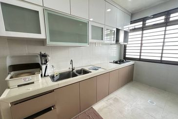 Jalan Sutera Pulai 1/5