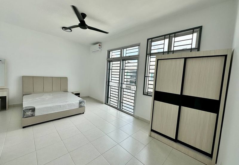 Clover @ Taman Pulai Mutiara 2