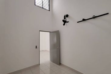 Bandar Putra Kulai (1b02c Piccolo 3a)