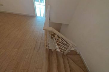 Jalan Perjiranan 11/1