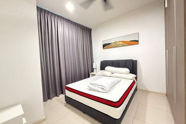 The M @ Medini Macrolink