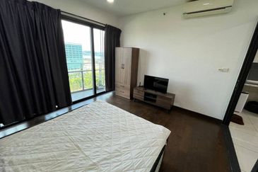 Almas Suites @ Puteri Harbour