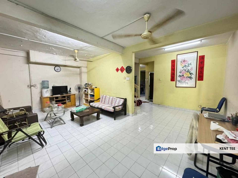 Taman Bukit kempas,Jalan Bukit kempas 2/x, Johor, Johor Bahru