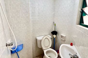 The Straits View, Bandar Baru Permas Jaya