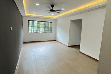 Taman Pulai Utama Flat