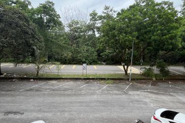 Taman Pulai Utama Flat