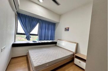 Baypoint @ Country Garden Danga Bay