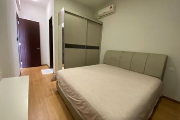 Baypoint @ Country Garden Danga Bay