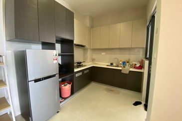 Baypoint @ Country Garden Danga Bay