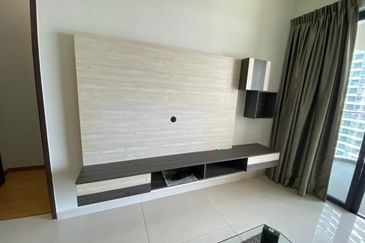 Baypoint @ Country Garden Danga Bay