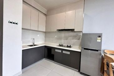 Baypoint @ Country Garden Danga Bay