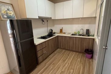 Golden Sands Seaview Residence