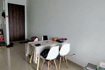 SKS Habitat Apartment, Larkin