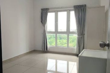 Seasons Luxury Apartments @ Amara Larkin