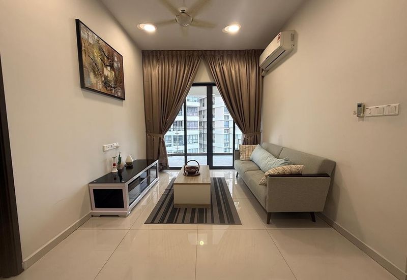 Baypoint @ Country Garden Danga Bay