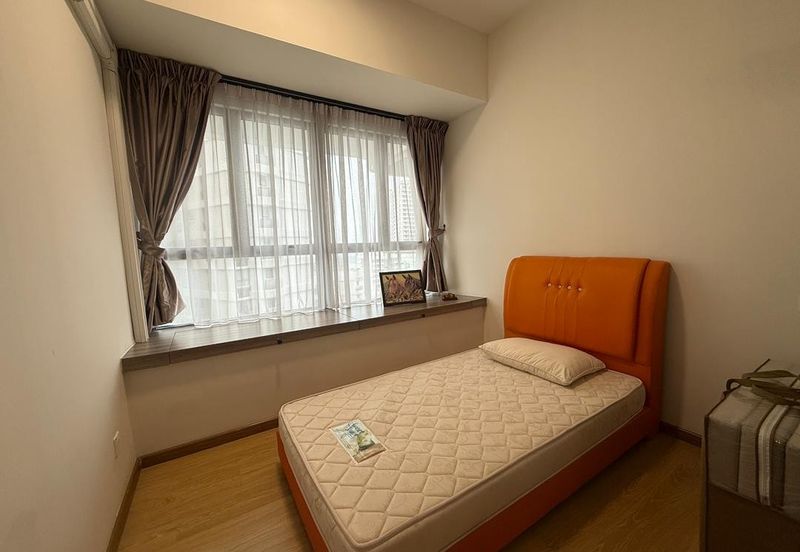 Baypoint @ Country Garden Danga Bay