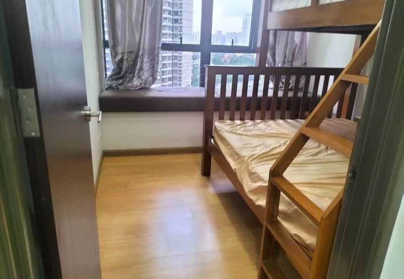 Bay Laurel @ Country Garden Danga Bay