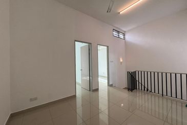 Austin Residence @Taman Mount Austin