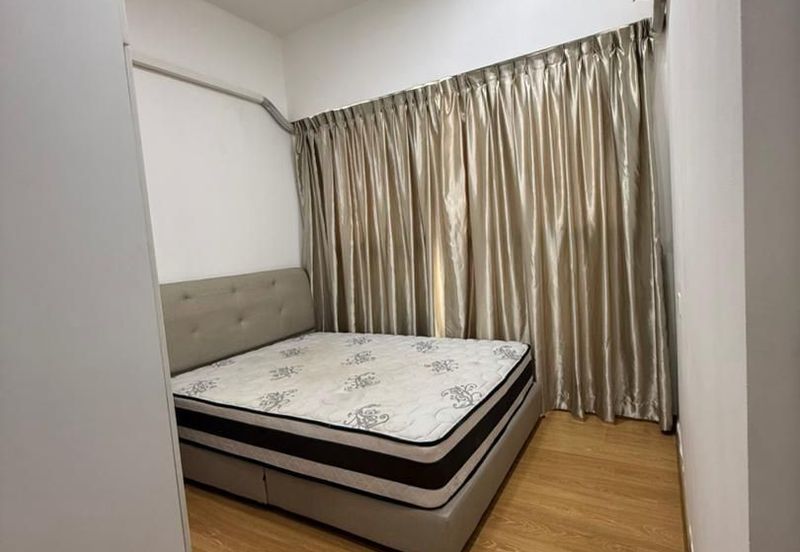 Baypoint @ Country Garden Danga Bay