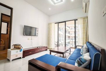 Baypoint @ Country Garden Danga Bay