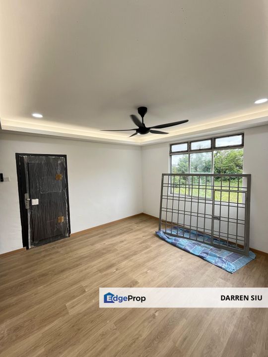 Full Loan / Sri Awana Townhouse / Fully Renovated , Johor, Skudai