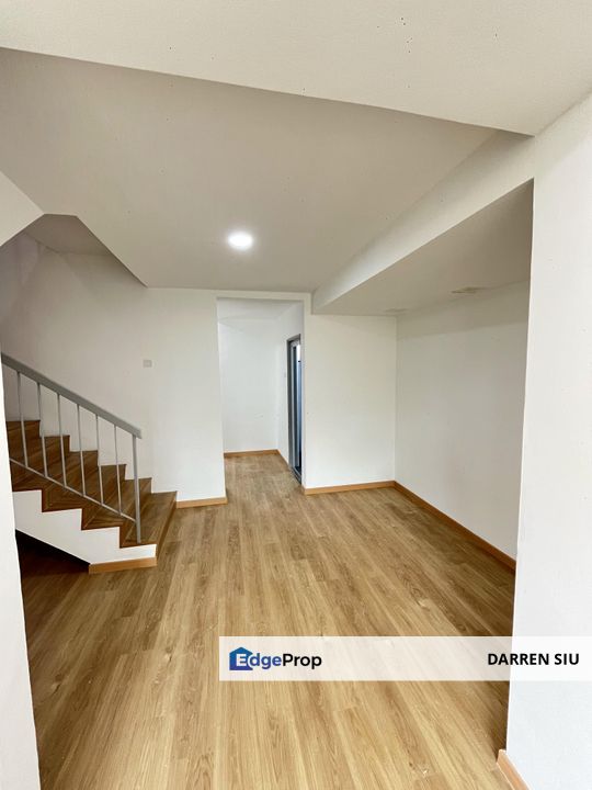 Full Loan / Sri Awana Townhouse / Fully Renovated , Johor, Skudai