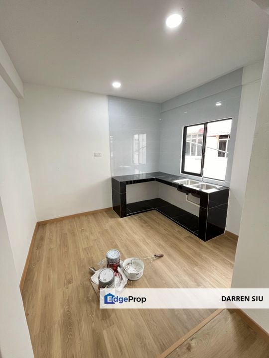 Full Loan / Sri Awana Townhouse / Fully Renovated , Johor, Skudai