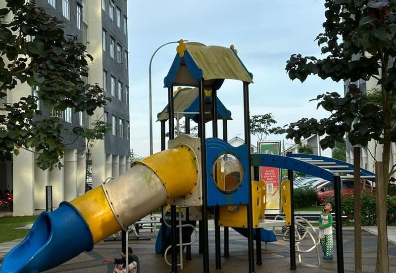 Pangsapuri Flora Damai