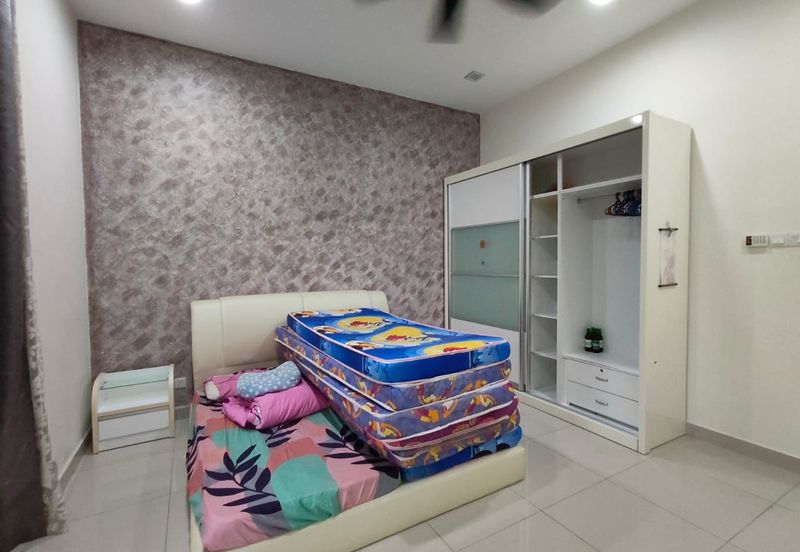 Austin Residence @Taman Mount Austin