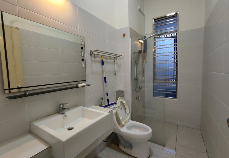 Austin Residence @Taman Mount Austin