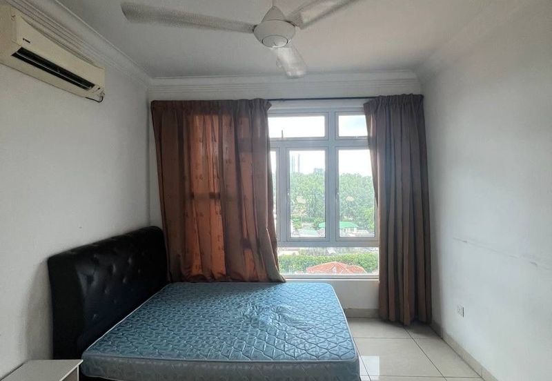 Golden Sands Seaview Residence