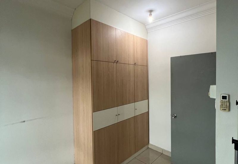 Golden Sands Seaview Residence