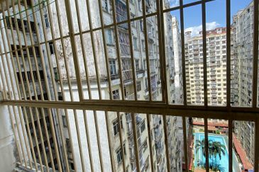 Villa Krystal, Bandar Selesa Jaya