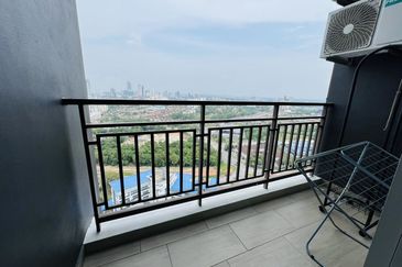 SKS Habitat Apartment, Larkin