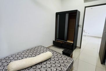 SKS Habitat Apartment, Larkin