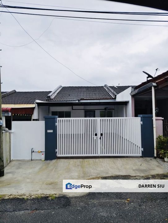 Taman Universiti / Single Storey / 20x65st / 3Bed , Johor, Skudai