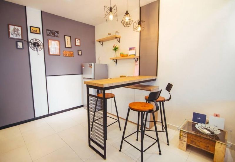 Akademik Suite @ Mount Austin