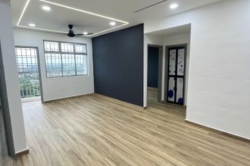 Villa Krystal, Bandar Selesa Jaya