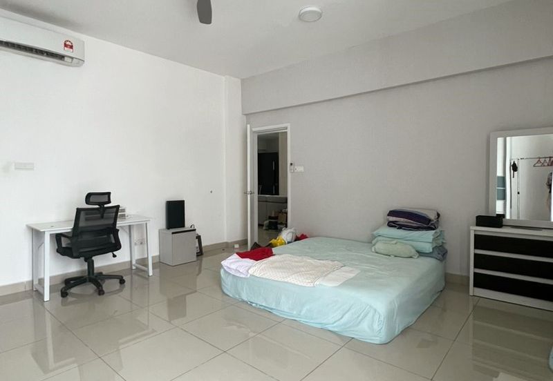 Summerton Condominium