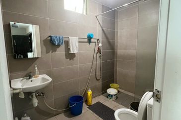 Summerton Condominium