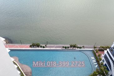 Queens Residences @ Queens Waterfront