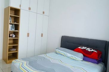 Queens Residences @ Queens Waterfront