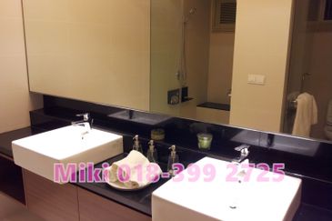 Bukit Dumbar Residences