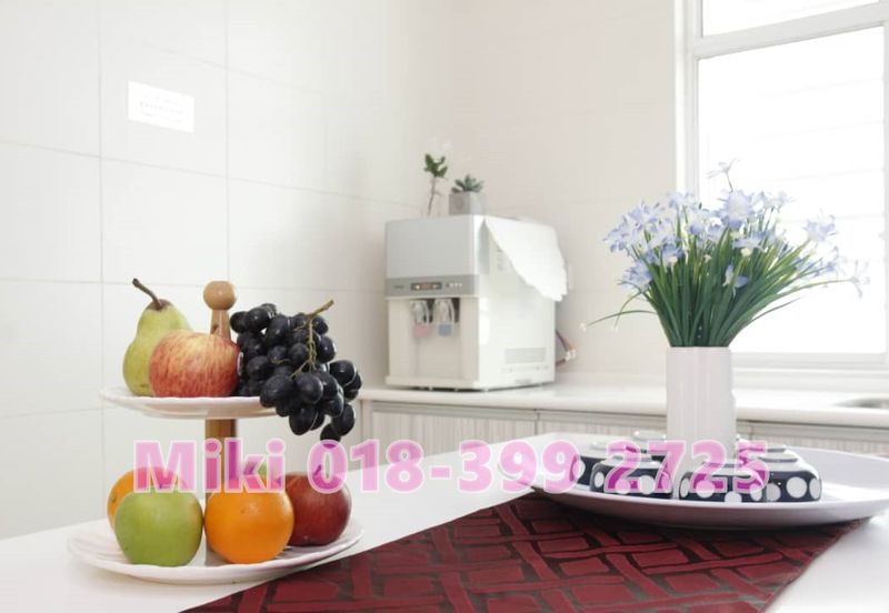 For Sale 3-Storey Terraced House Facing Seaview at Shamrock Beach Villas in Batu Ferringhi.