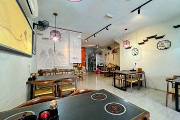 Pusat Perniagaan Maju Jaya