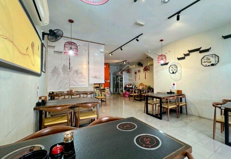 Pusat Perniagaan Maju Jaya