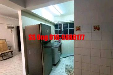 Taman Utama at Gelugor for rent fully furnished