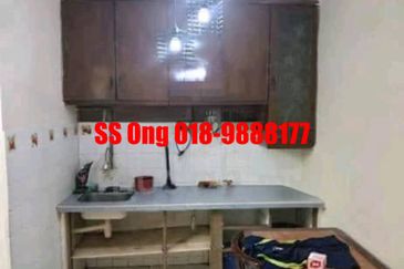 Taman Utama at Gelugor for rent fully furnished